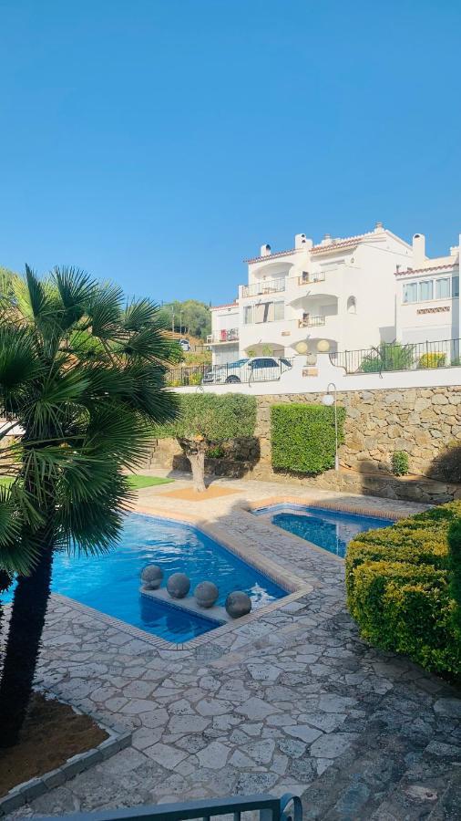 La Baie De Rose Apartment Roses Luaran gambar